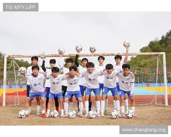 千亿足球助力青少年足球普及,推动校园足球全面升级的战略与实践